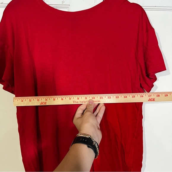 Express Short Sleeve Tee Relaxed Fit Red Women's Size Medium - Picture 4 of 5